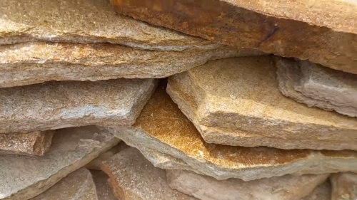 Плитняк златолит жёлтый золотистый для фасада 1,5-3см купить в Мелеузе