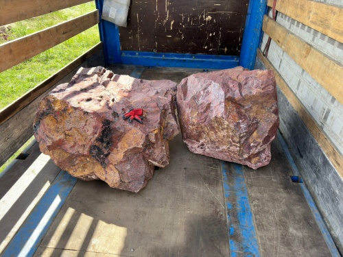 Ландшафтные глыбы красно-фиолетовые 200-1000 килограмм купить в Мелеузе
