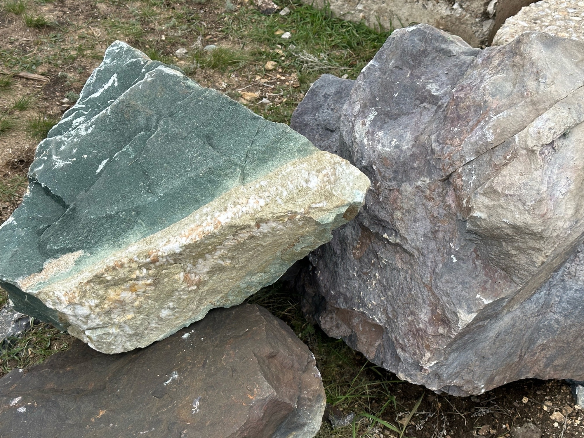 Камни для ландшафтного дизайна зелёные 10-60 килограмм купить в Мелеузе