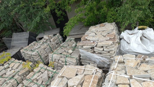 Плитняк гранитный галтованный купить в Мелеузе