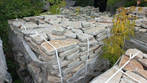 Гранитный плитняк галтованный для парковки купить в Мелеузе